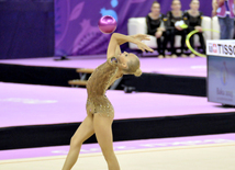 Avropa Oyunlarında bədii gimnastika üzrə topla hərəkətlər. Bakı, Azərbaycan, 21 iyun 2015